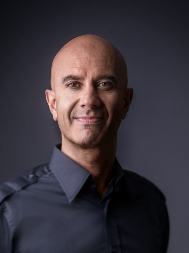 Robin Sharma